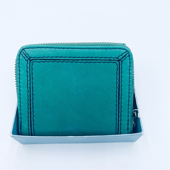 New Liz Claiborne Multi-Function Leather Wallet Turquois Blue / Green $38 Retail - Picture 6 of 7